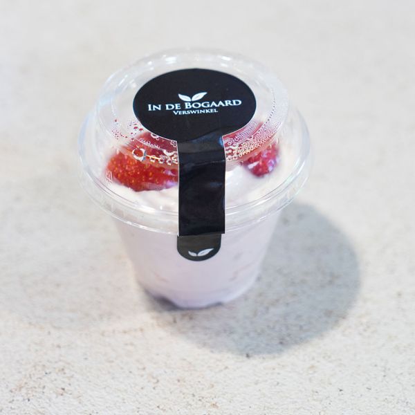 Kwarktoetje aardbei (prijs per stuk)